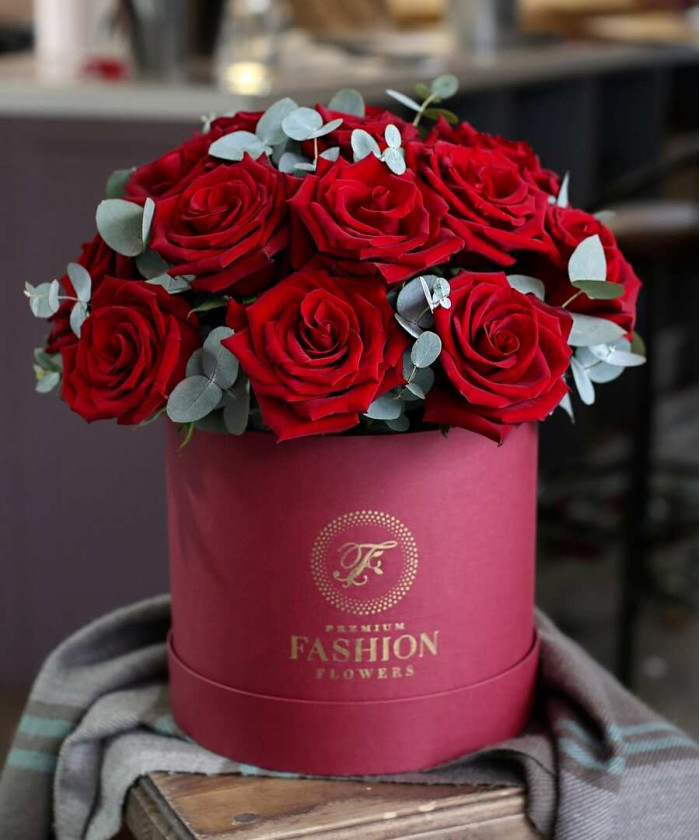 Красные розы Эксплорер №2746