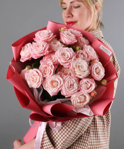5 розовых кустовых роз Мадам Бомбастик №6528