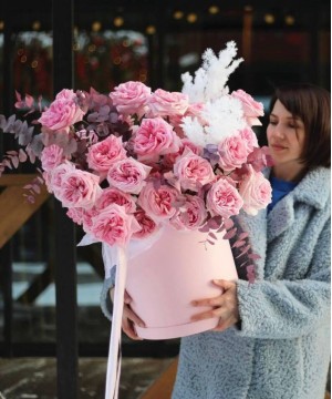 "Любовь и розы" букет №9082 фото 1  от интернет-магазина FASHION FLOWERS