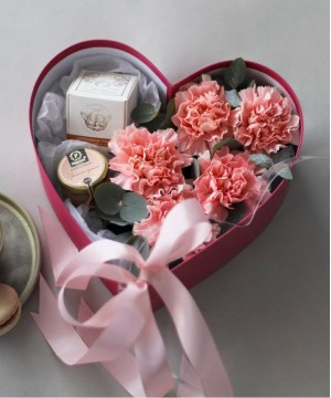 "Признание в любви" коробка сердце №6743 фото 1  от интернет-магазина FASHION FLOWERS