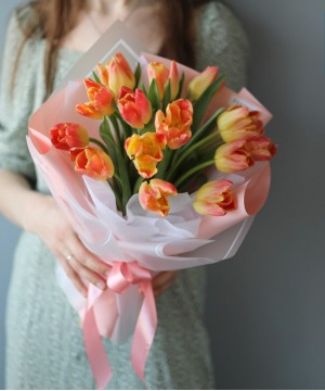 "Персик" букет из 15 тюльпанов №9287 фото 1  от интернет-магазина FASHION FLOWERS