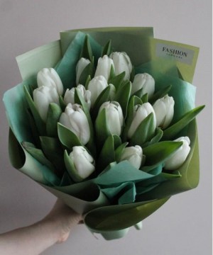 "Мята" букет из 15 белых тюльпанов Антарктика №2840