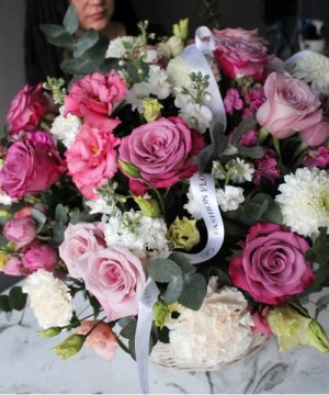 Корзина с цветами "Адриенн" №50208 фото 3  от интернет-магазина FASHION FLOWERS