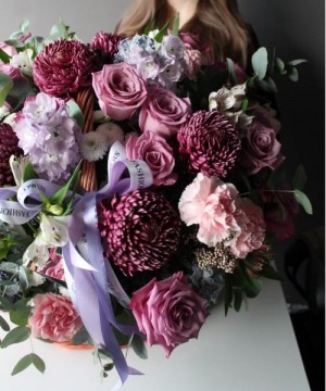 Корзина с цветами "Эмили" №50214 фото 3  от интернет-магазина FASHION FLOWERS